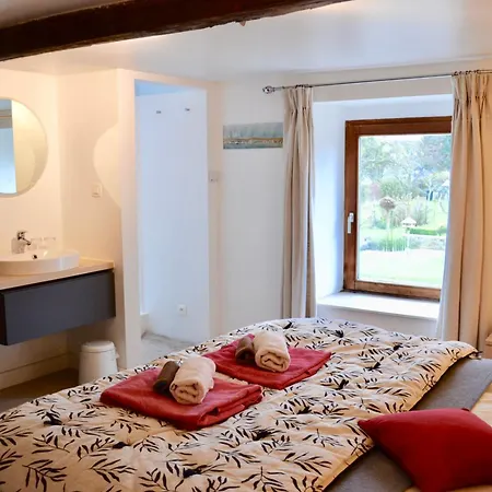 Le Relais Du Moustier Δωμάτια σε οικογενειακή κατοικία
