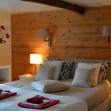 Le Relais Du Moustier *